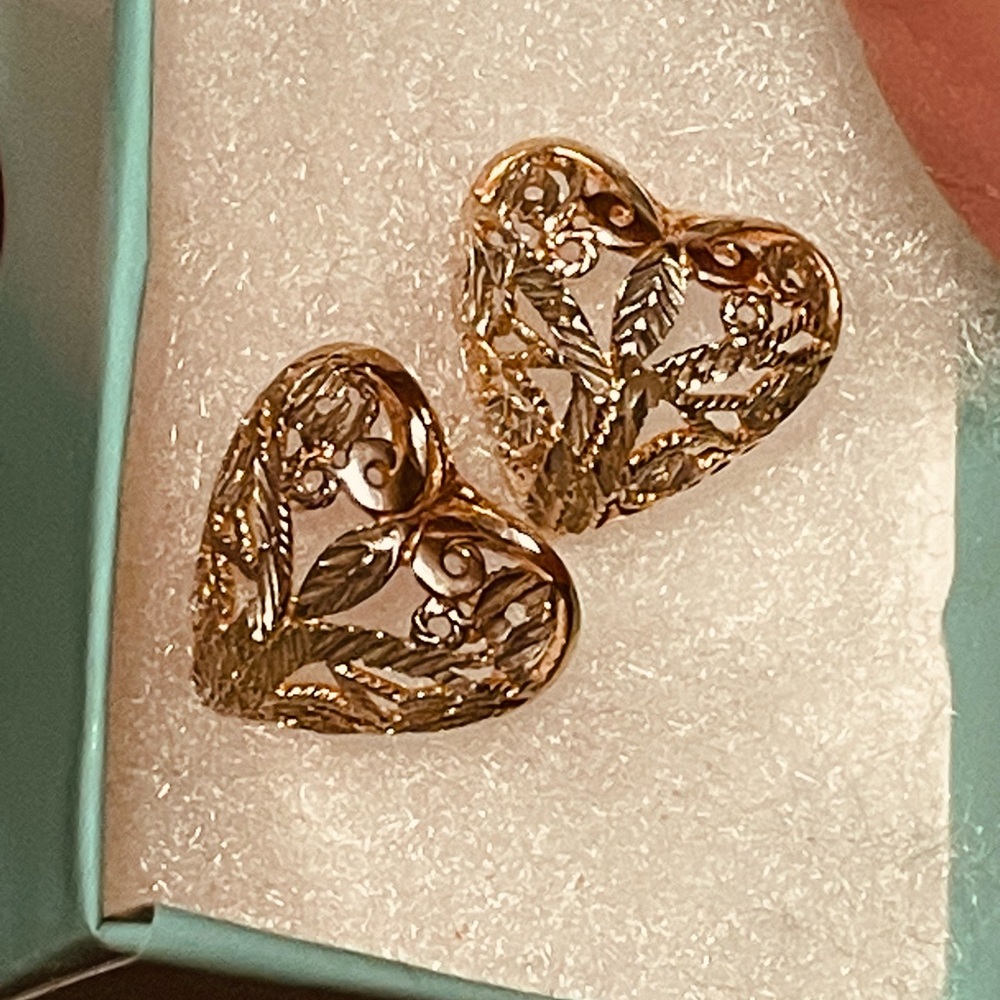 Filagree Gold and Silver Heart Earrings